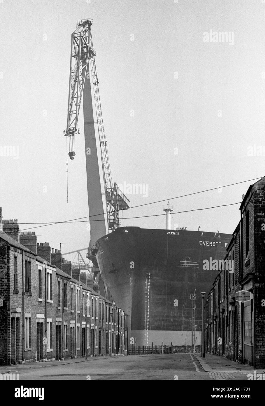 Tanker Everett F. Wells, Swan Hunter shipbuilders, Wallsend, UK, 1976 Stock Photo