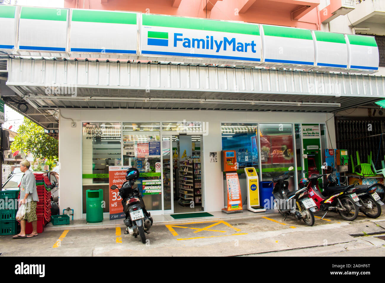 24 Hour Convenience Shops Near Me Find Your Nearest Store Now