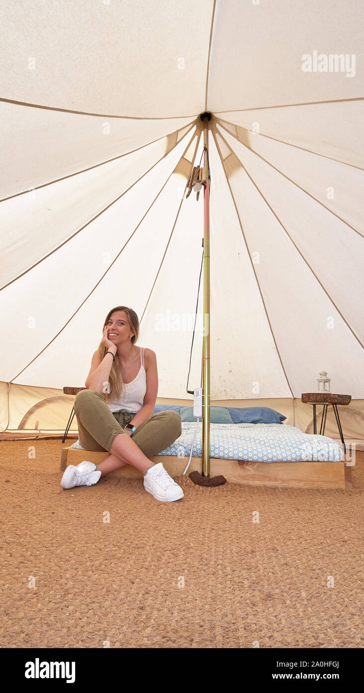 Woman tent camping hi-res stock photography and images - Alamy