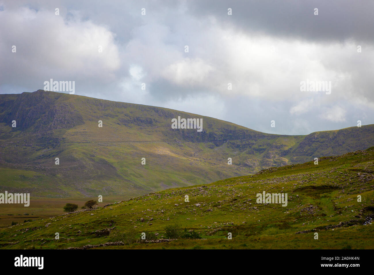 View of the Connor Pass while hiking in Abha Mhor valley, Cloghane, Kerry, Ireland Stock Photo