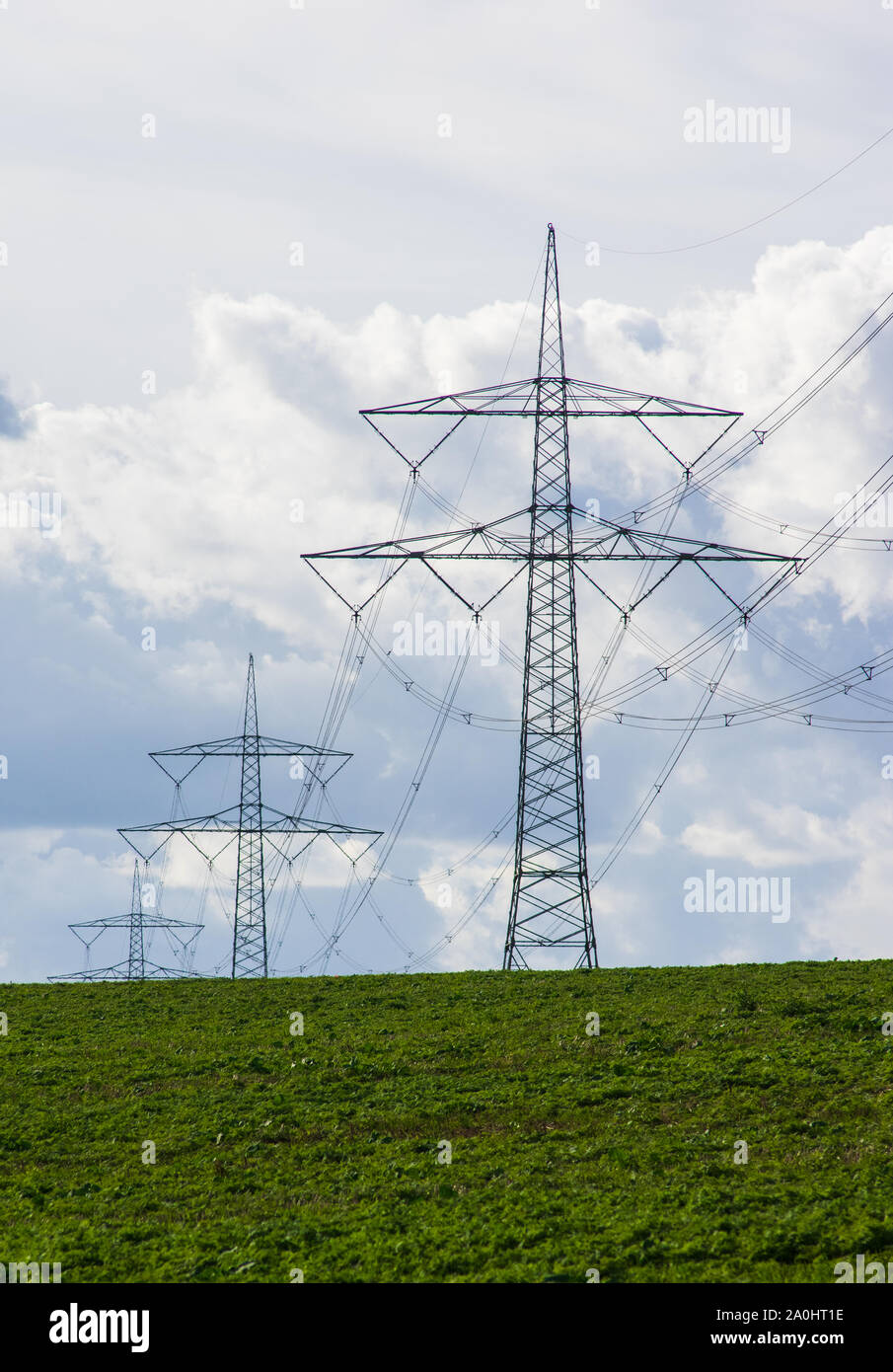 Power lines and pylons hi-res stock photography and images - Alamy