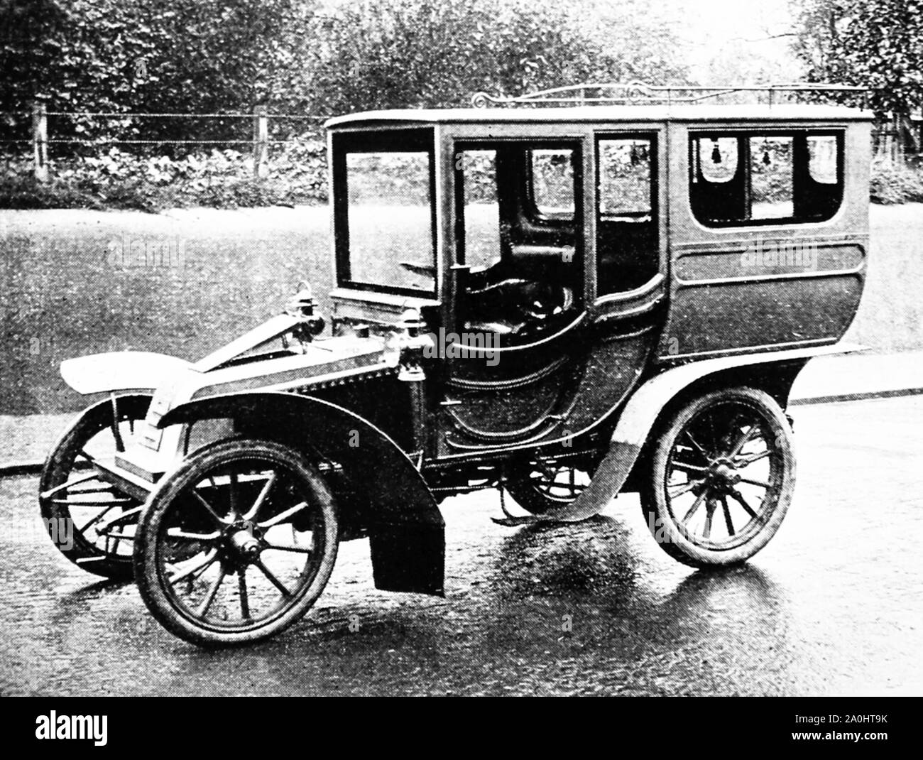 14 HP Renault veteran car with convertible body, early 1900s Stock Photo