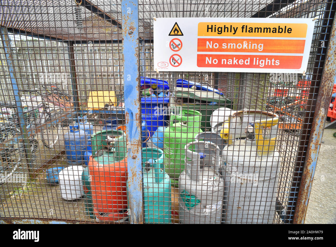 Gas bottle bottles hi-res stock photography and images - Alamy