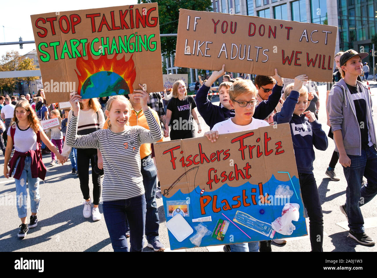 Dortmund/Germany, 20.Sept.2019: Participants with their posters at the Fridays for Future demonstration on the Global Climate Change Day in Dortmund, Germany   ---   Dortmund, 20.09.2019: Teilnehmer mit ihren Plakaten bei der  Fridays for Future-Demonstration am weltweiten Tag des Klimaschutzes in Dortmund, Deutschland Stock Photo