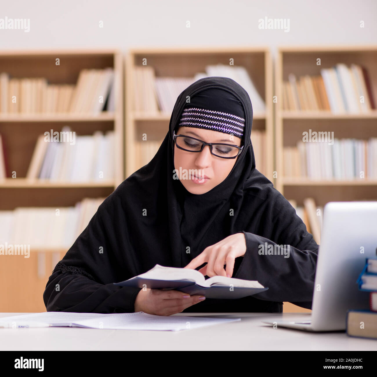 The muslim girl in hijab studying preparing for exams Stock Photo - Alamy