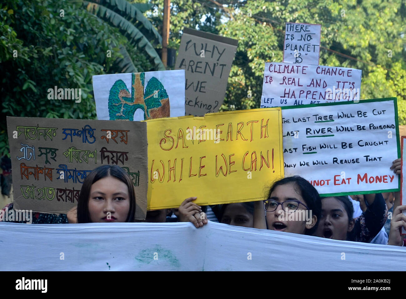 Assam, India. 20th Sep, 2019. Students from various colleges and schools participate in Global Climate Strike, in Guwahati, Assam, India Friday, September 20, 2019. Tens of thousands of protesters join rallies on Friday as a day of worldwide demonstrations calling for action against climate change ahead of a UN summit in New York. Credit: David Talukdar/Alamy Live News Stock Photo