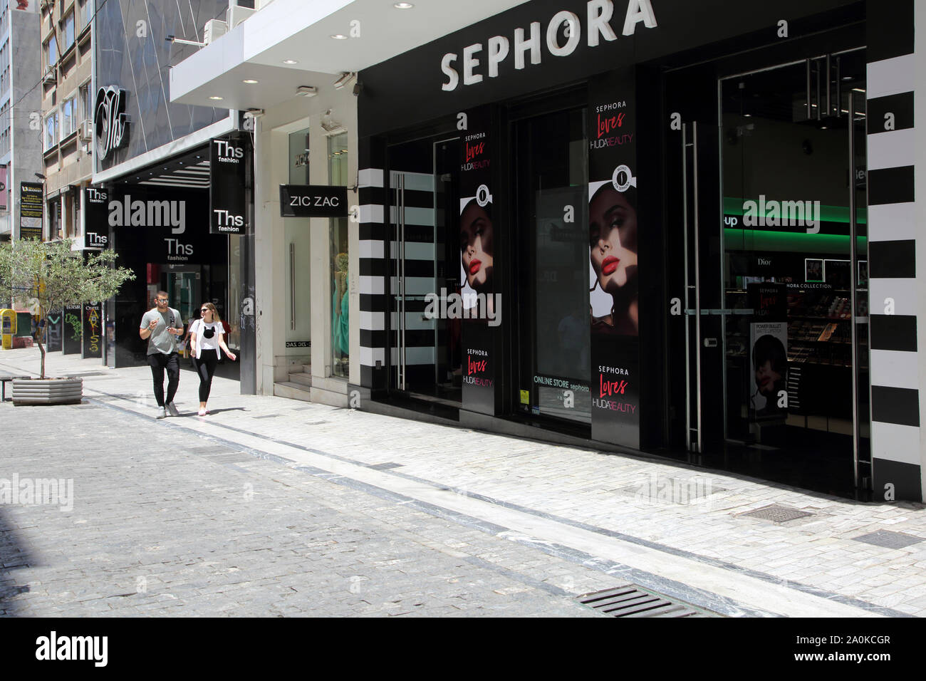 Sephora shop hires stock photography and images Alamy