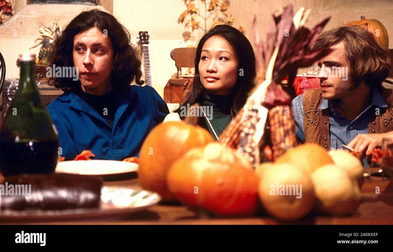 ALICE'S RESTAURANT 1969 Elkins Entertainment film with from left: Arlo Guthrie, Tina Chen, Michael McClanathan, Stock Photo