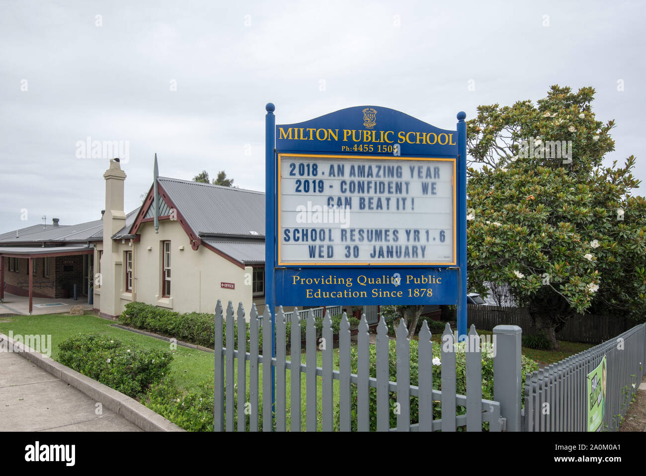 Rural school australia hi-res stock photography and images - Alamy
