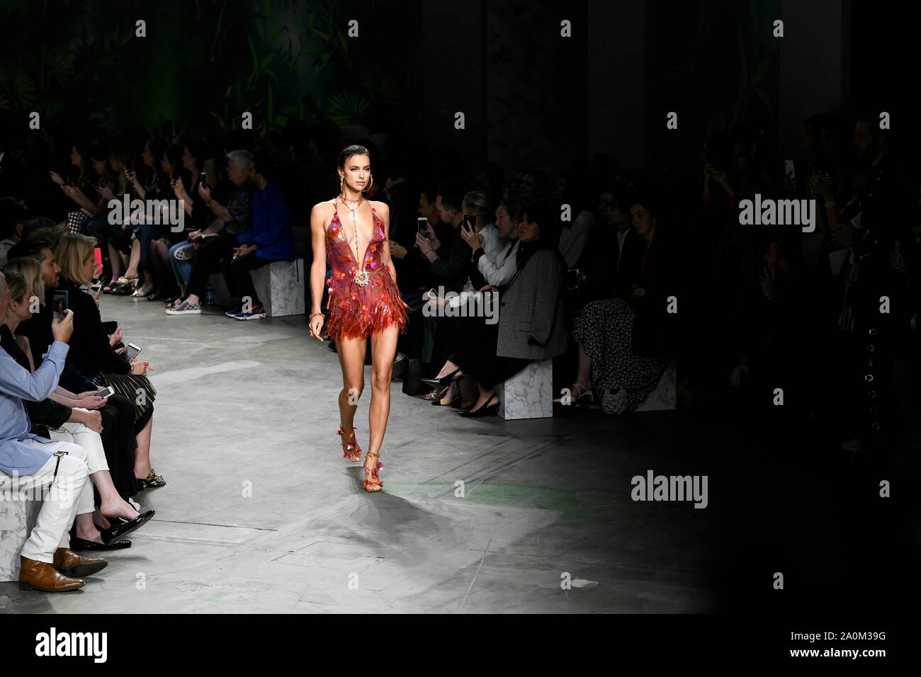 Versace fashion at milan hi-res stock photography and images