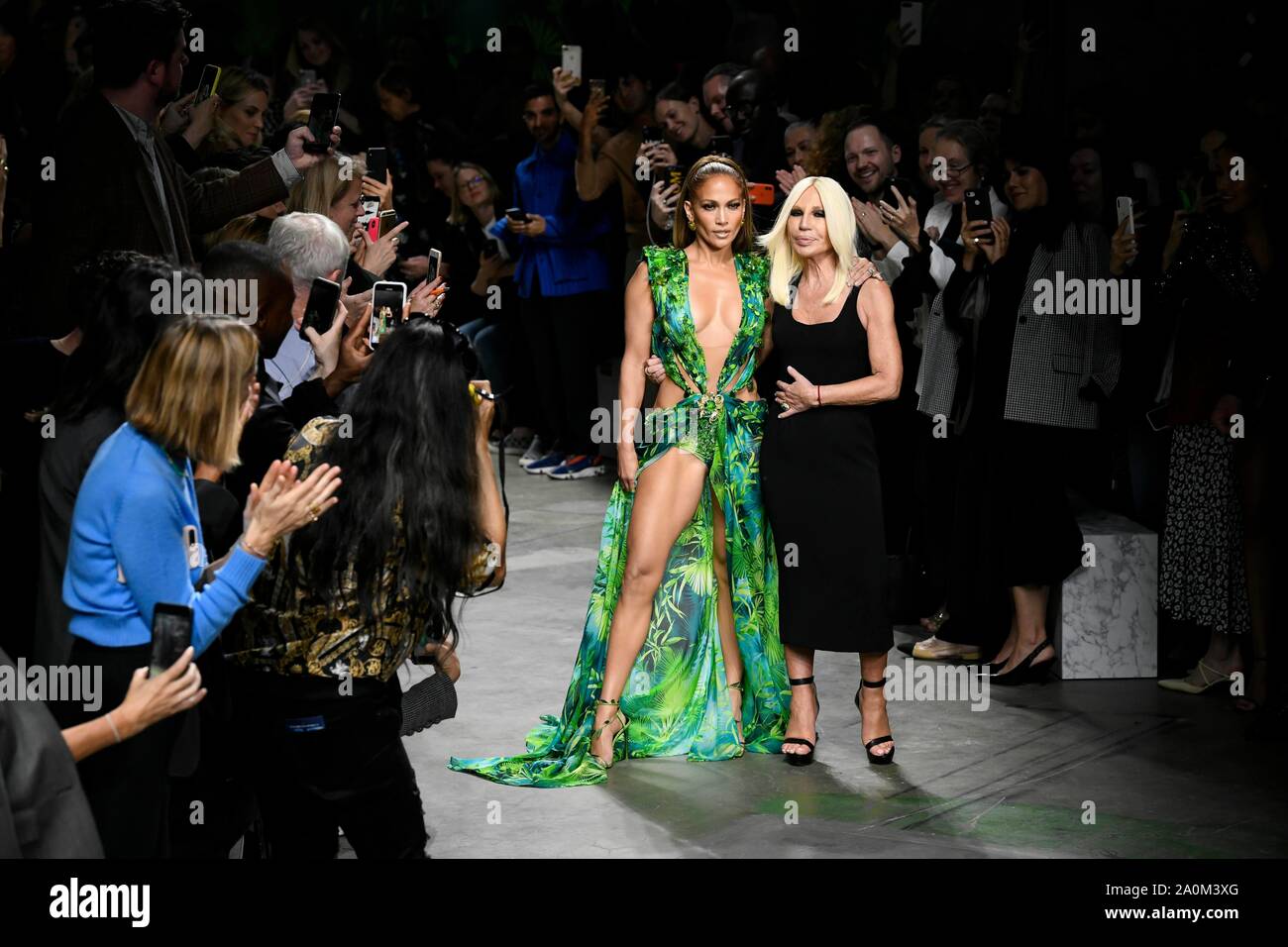 Donatella and gianni versace hi-res stock photography and images - Alamy