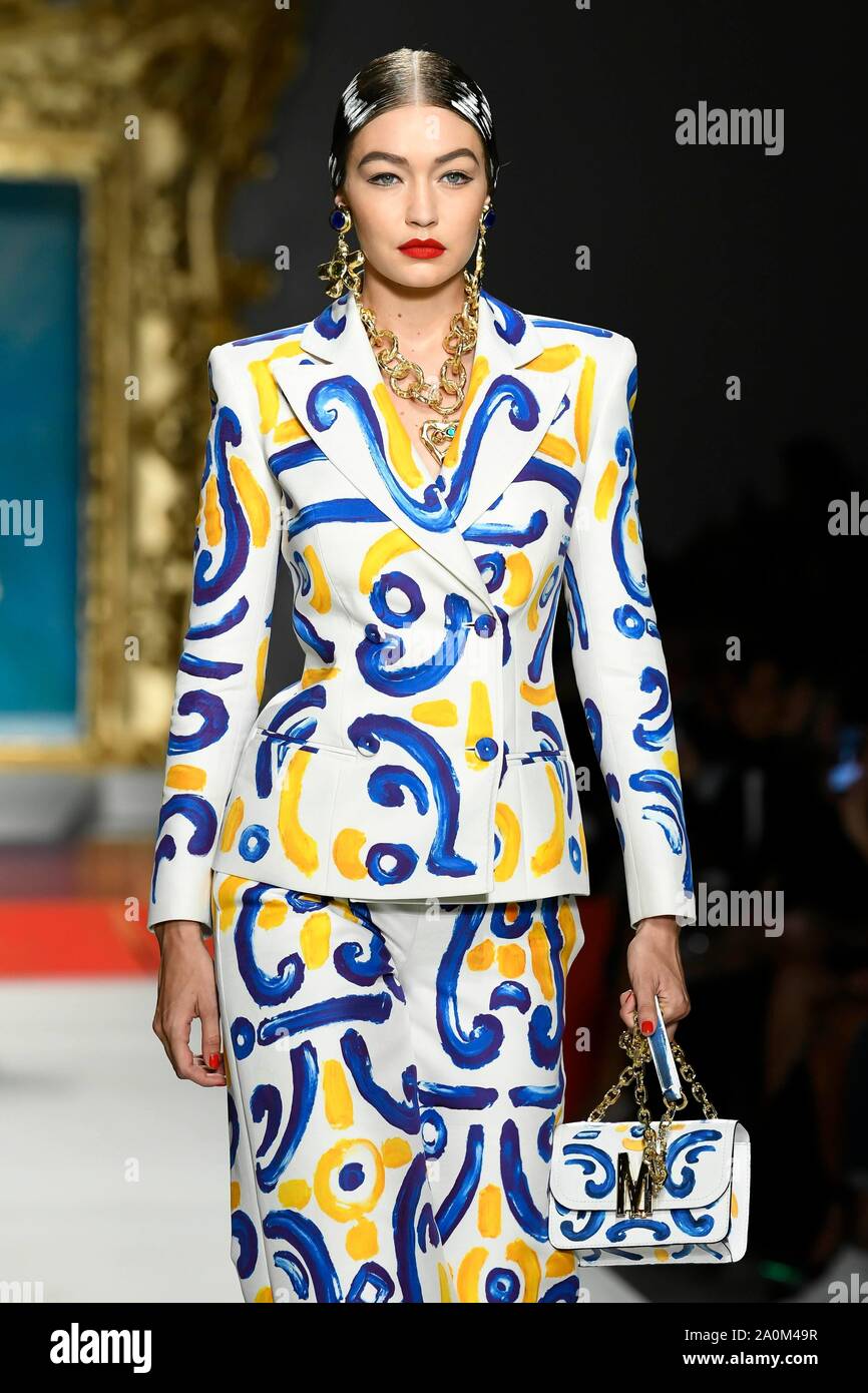 moschino ss20