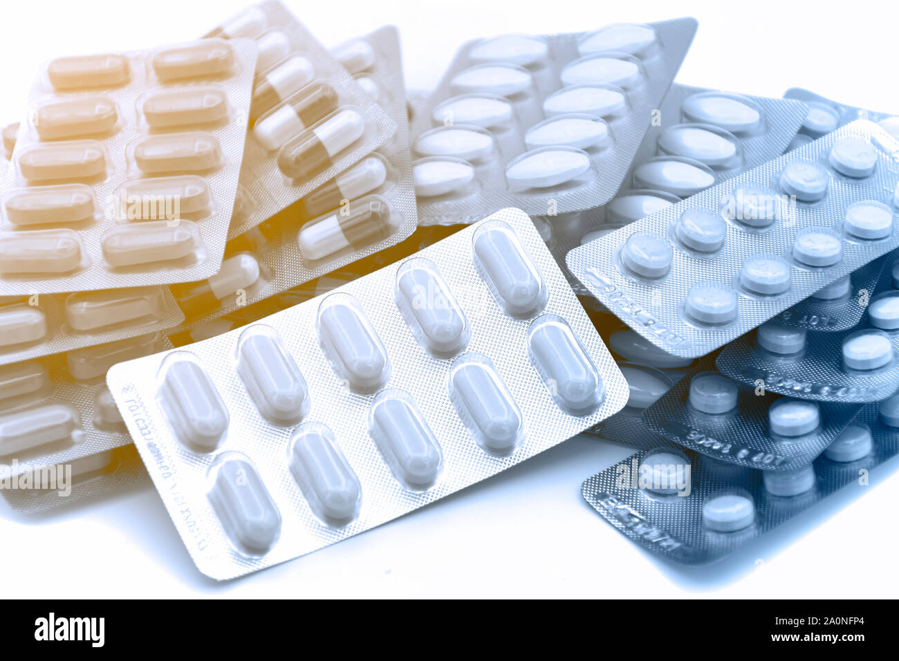 Oral dosage form. Capsule, tablet, caplet in strip for unit dose