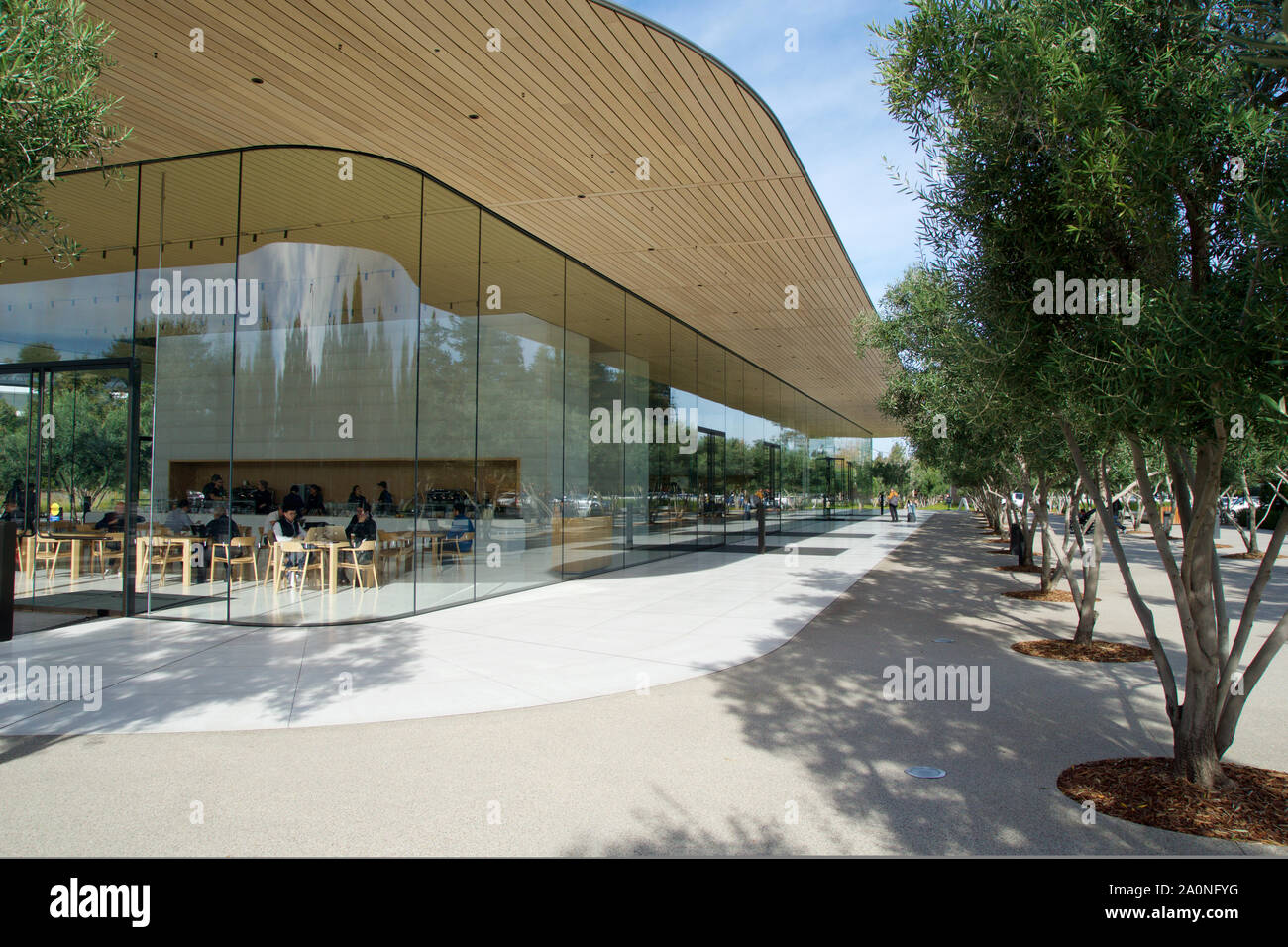 Apple inc headquarters building cupertino hi-res stock