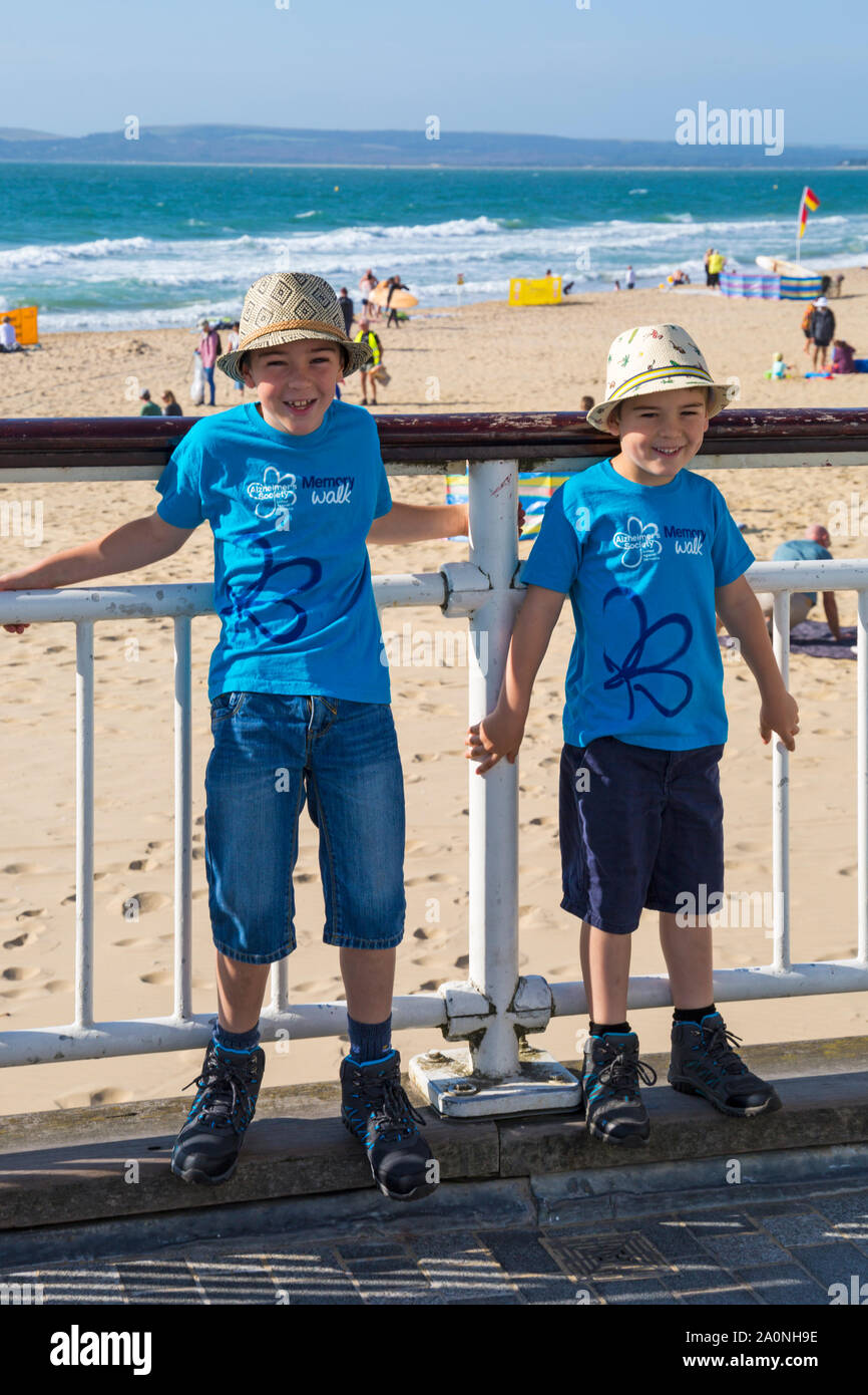 photo Leaving Society Message https www alamy com bournemouth dorset uk 21st september 2019 supporters take part in the alzheimers society memory walk in bournemouth on a hot sunny day raising funds for vital dementia research campaigns and support services they can reflect on who they are walking for by leaving a message on the memory tree and watching it blossom throughout the day credit carolyn jenkinsalamy live news image327471578 html