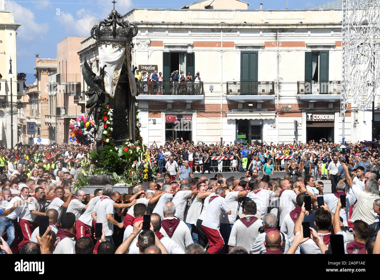 Reggio Calabria 14 sep 2019 - Discesa Madonna della Consolazione, la Vara Credit: Giuseppe Andidero Stock Photo