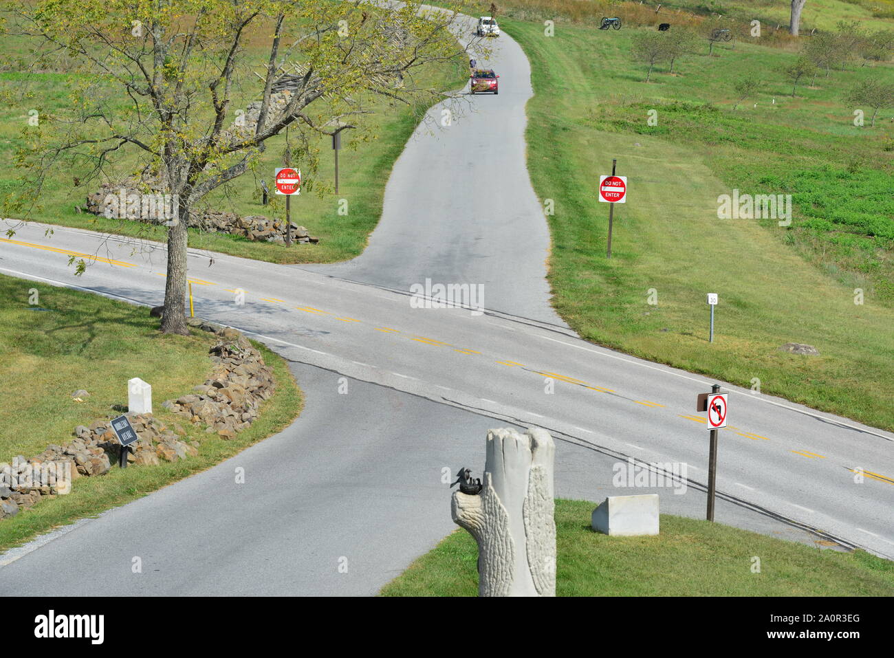 Crossroads At Gettsyburg The Sight Of The Battle That Took Place From crossroads-at-gettsyburg-the-sight-of-the-battle-that-took-place-from