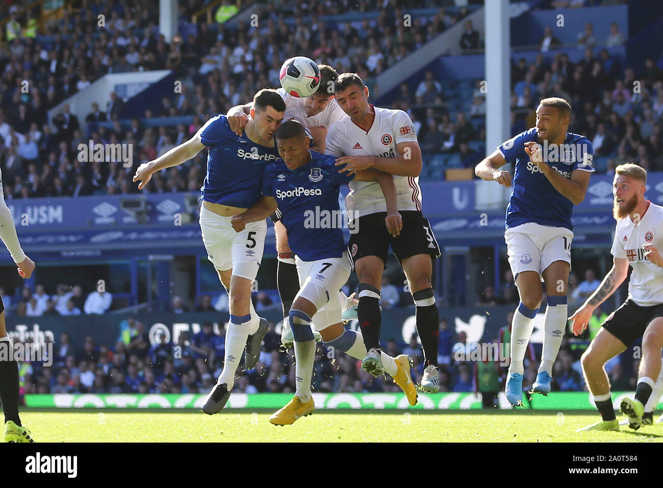 Liverpool Uk 21st Sep 2019 Michael Keane Of Everton 5 Gets His Head To The Ball alamy