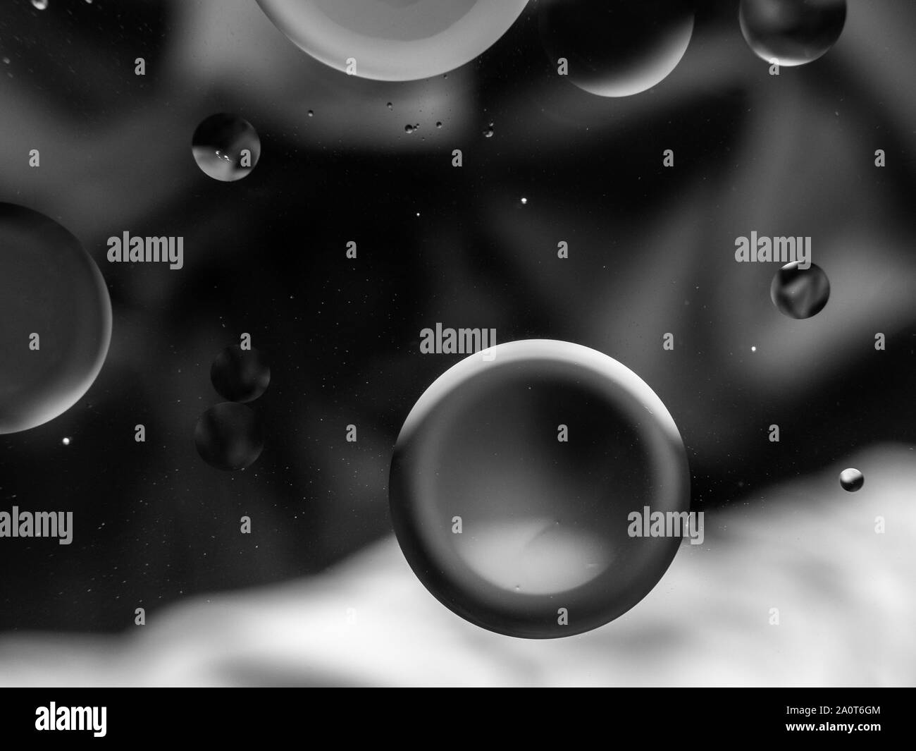 Black and white surreal abstract liquid background Stock Photo - Alamy