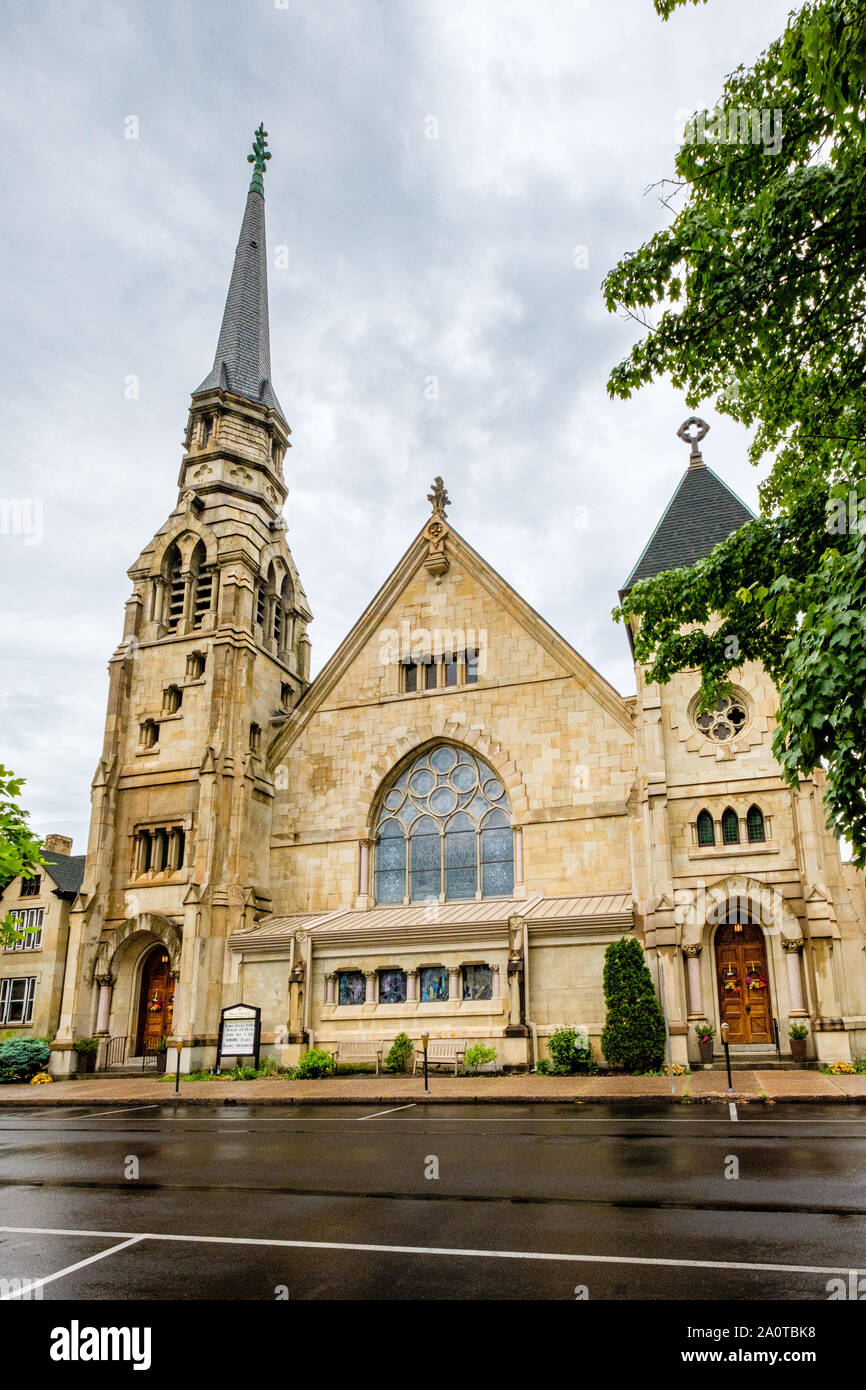 Beaver Memorial United Methodist, 42 South 3rd Street, Lewisburg