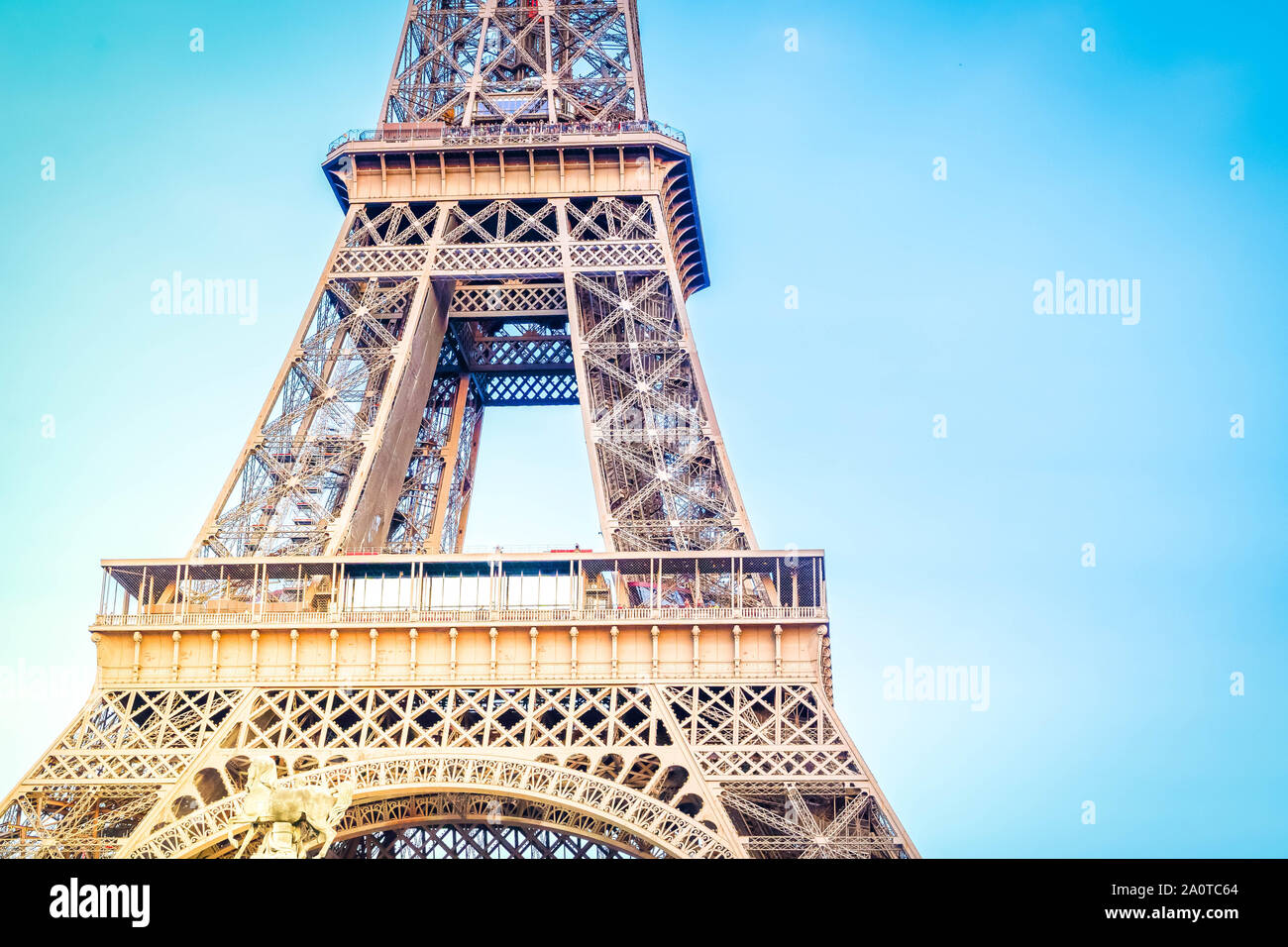 Middle observation deck at the Eiffel Tower, Paris, Ile de France, France  Stock Photo - Alamy