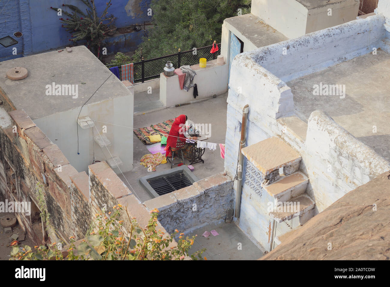Jodhpur india woman red hi-res stock photography and images - Alamy