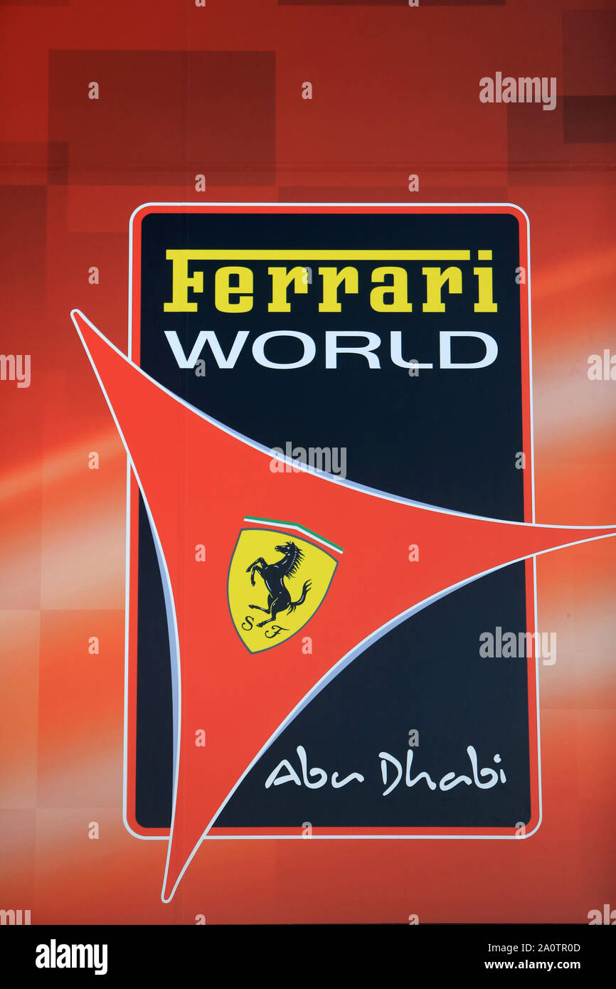 Le Ferrari World. 2010. Parc à thàme. Abou Dhabi. Emirats Arabes Unis. / Ferrari World. 2010. Theme Park. Emirate of Abu Dhabi. Stock Photo