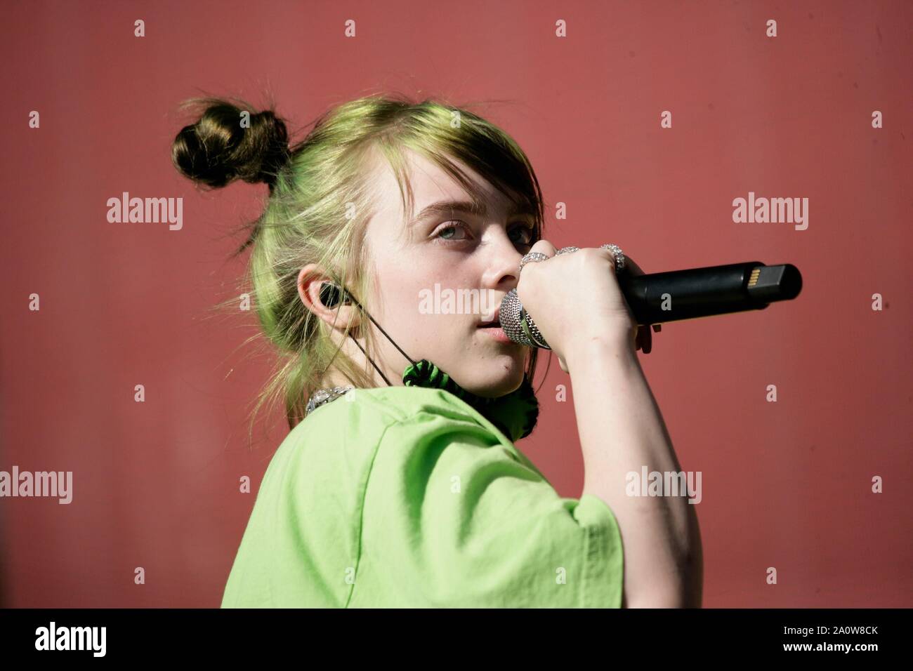 Las Vegas, NV, USA. 21st Sep, 2019. Billie Eilish on stage for 2019 iHeartRadio Music Festival Daytime Stages, Las Vegas Festival Grounds, Las Vegas, NV September 21, 2019. Credit: JA/Everett Collection/Alamy Live News Stock Photo