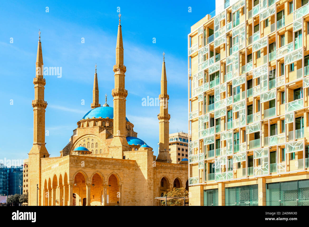 Mohammad Al-Amin Mosque and modern buildings in the center of Beirut ...