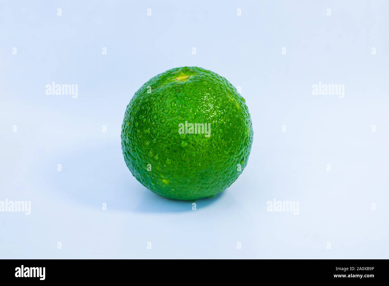 Green orange fruit hi-res stock photography and images - Alamy