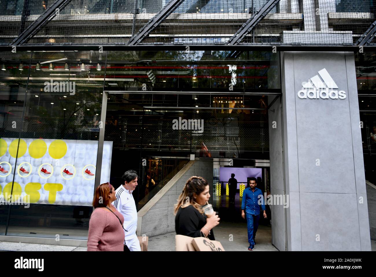 Adidas store on sale annapolis mall