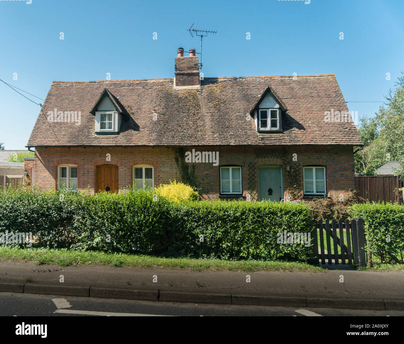 Two old cottages in the ancient village of Staplehurst, Kent, UK Stock Photo