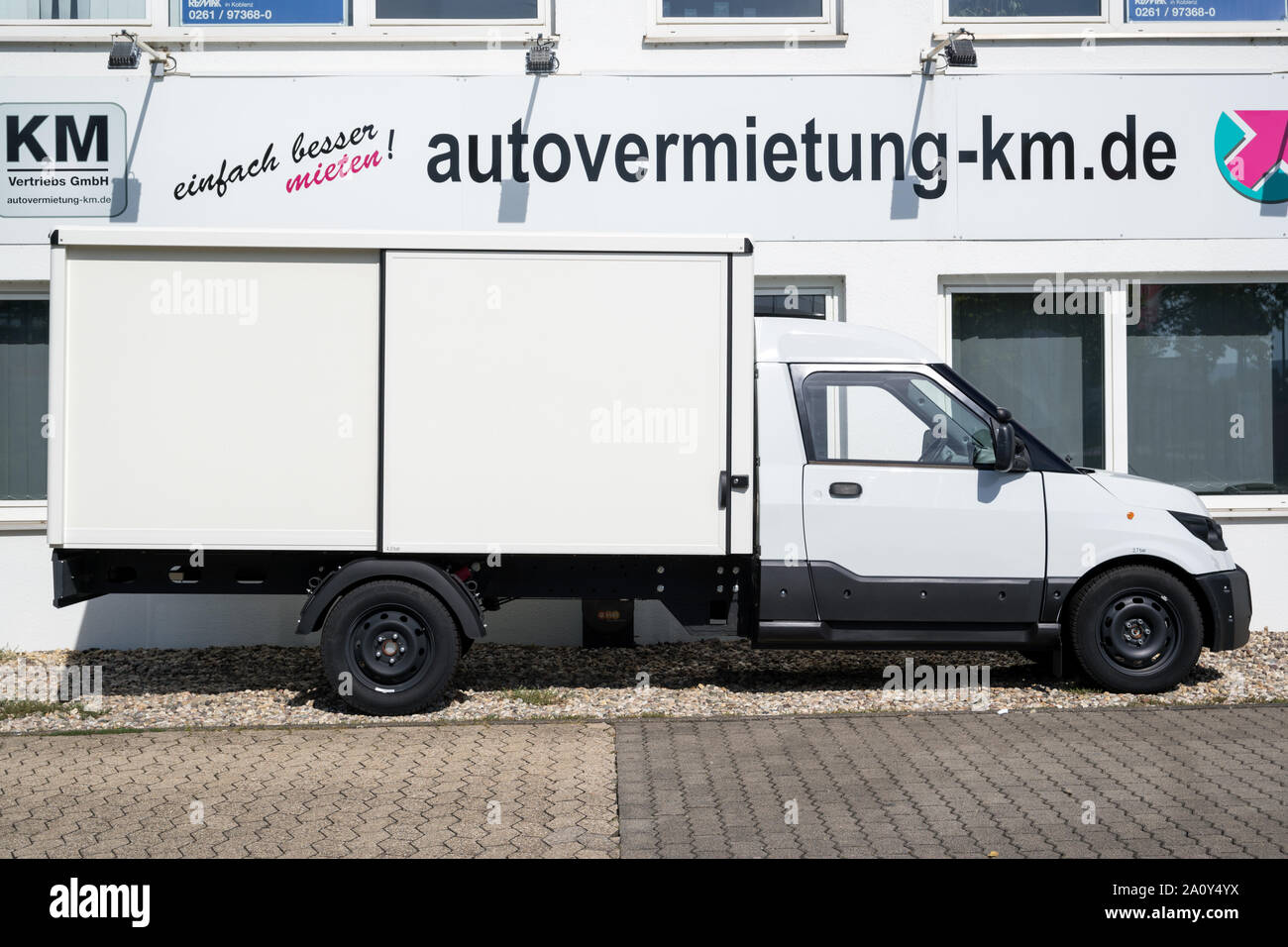 Autovermietung High Resolution Stock Photography and Images - Alamy