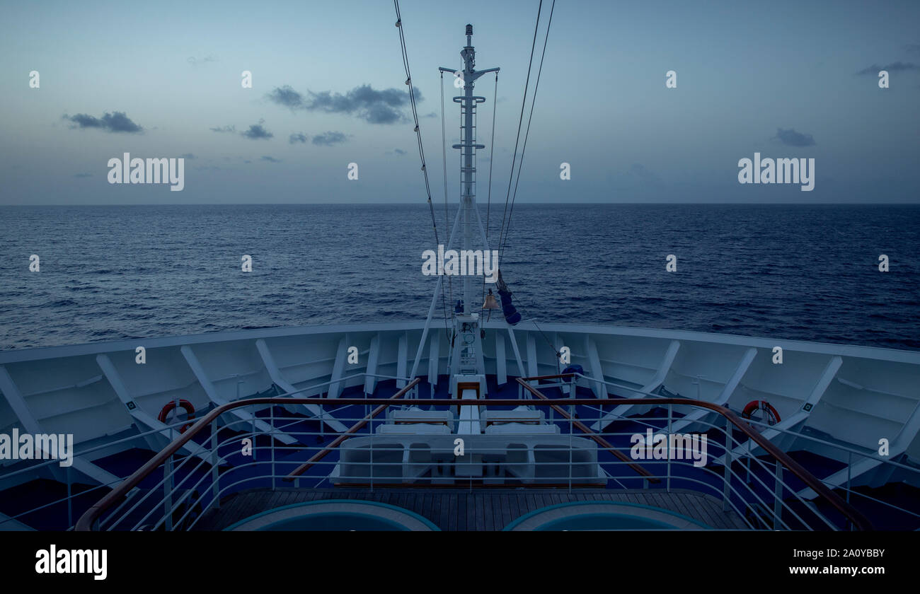 Modern cruise ship hi-res stock photography and images - Alamy