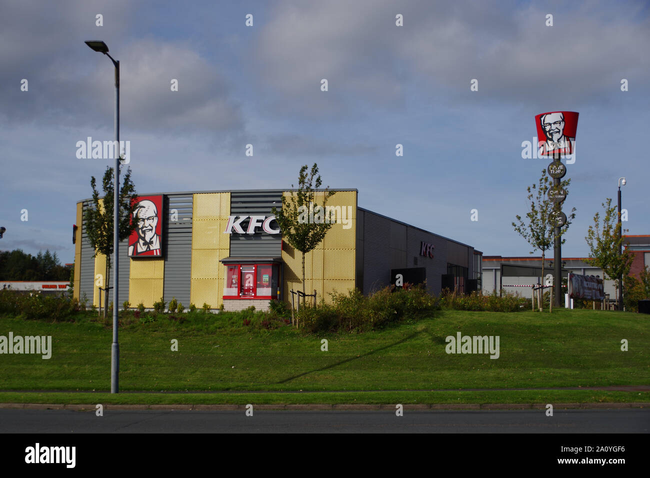 KFC Fast Food outlet in Drumchapel, Glasgow, Scotland Stock Photo