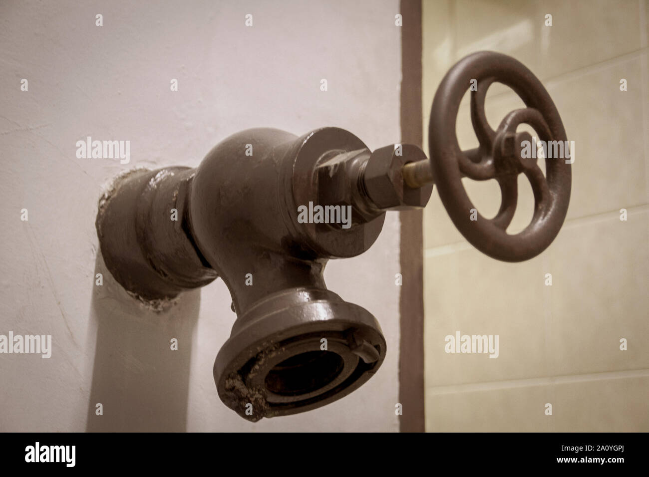 Antique fire hose hi-res stock photography and images - Alamy
