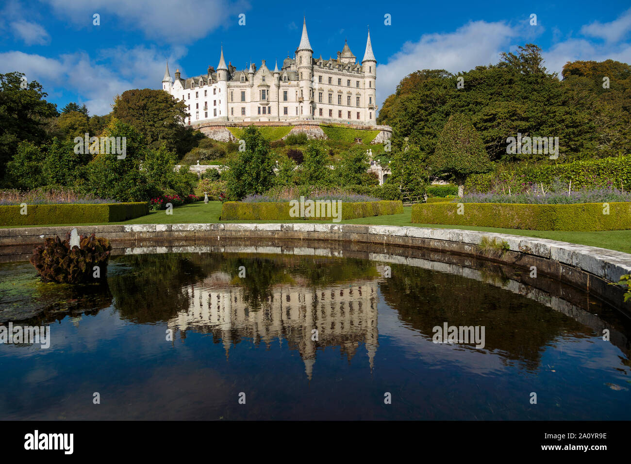 Reflection of Dunrobin Castle from the castle gardens Stock Photo