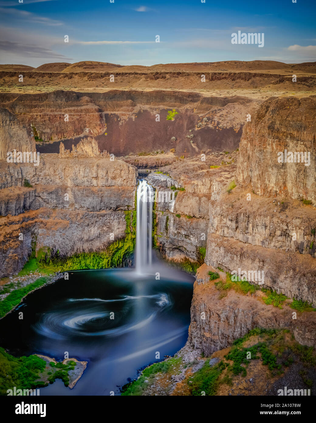 Palouse falls at sunset,Palouse state park,Washington Stock Photo - Alamy