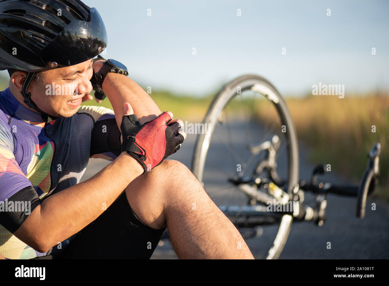 Cycling wounds hires stock photography and images Alamy
