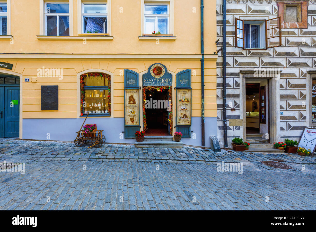 Old cobbled streets of Cesky Krumlov, Czech Republic Stock Photo