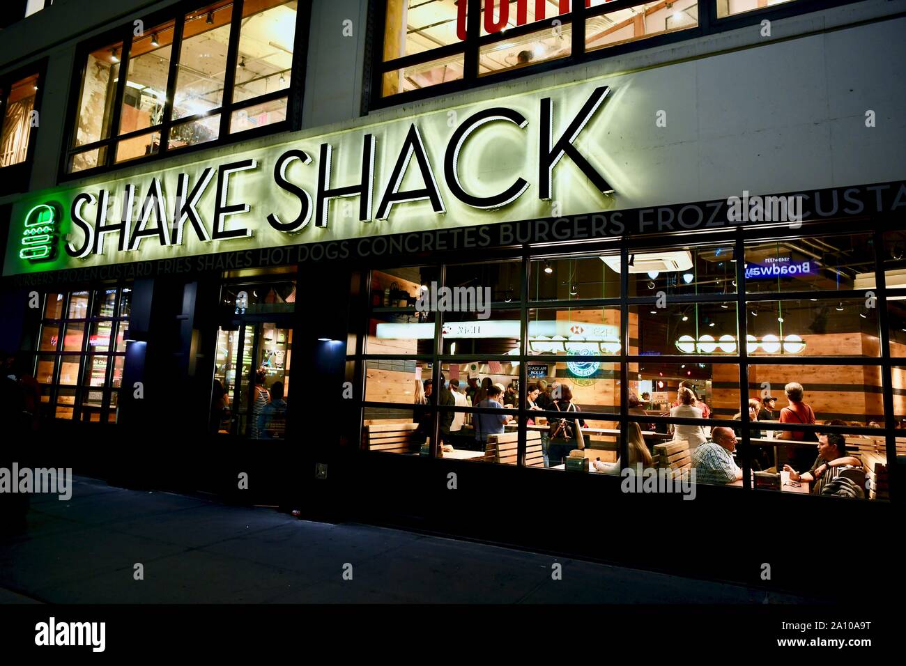 Shake Shack restaurant in NYC, USA Stock Photo
