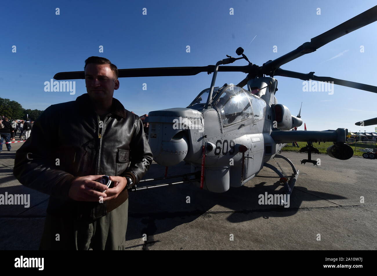 Ostrava, Czech Republic. 21st Sep, 2019. American Bell AH-1Z Viper attack helicopter is seen during the NATO Days at Mosnov airport, in Ostrava, Czech Republic, on Saturday, September 21, 2019. Credit: Jaroslav Ozana/CTK Photo/Alamy Live News Stock Photo