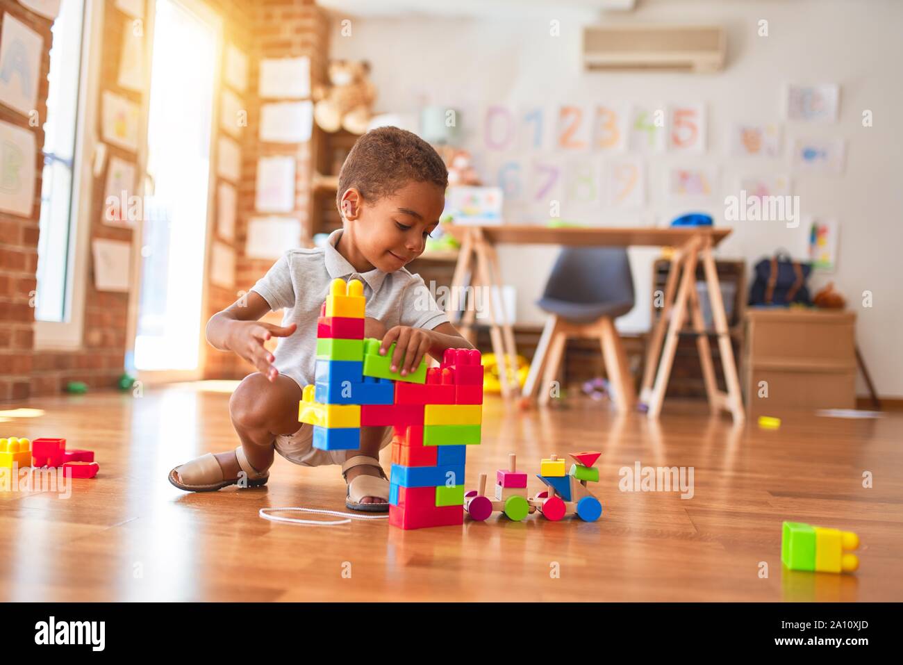 African american toddler blocks hi-res stock photography and images - Alamy