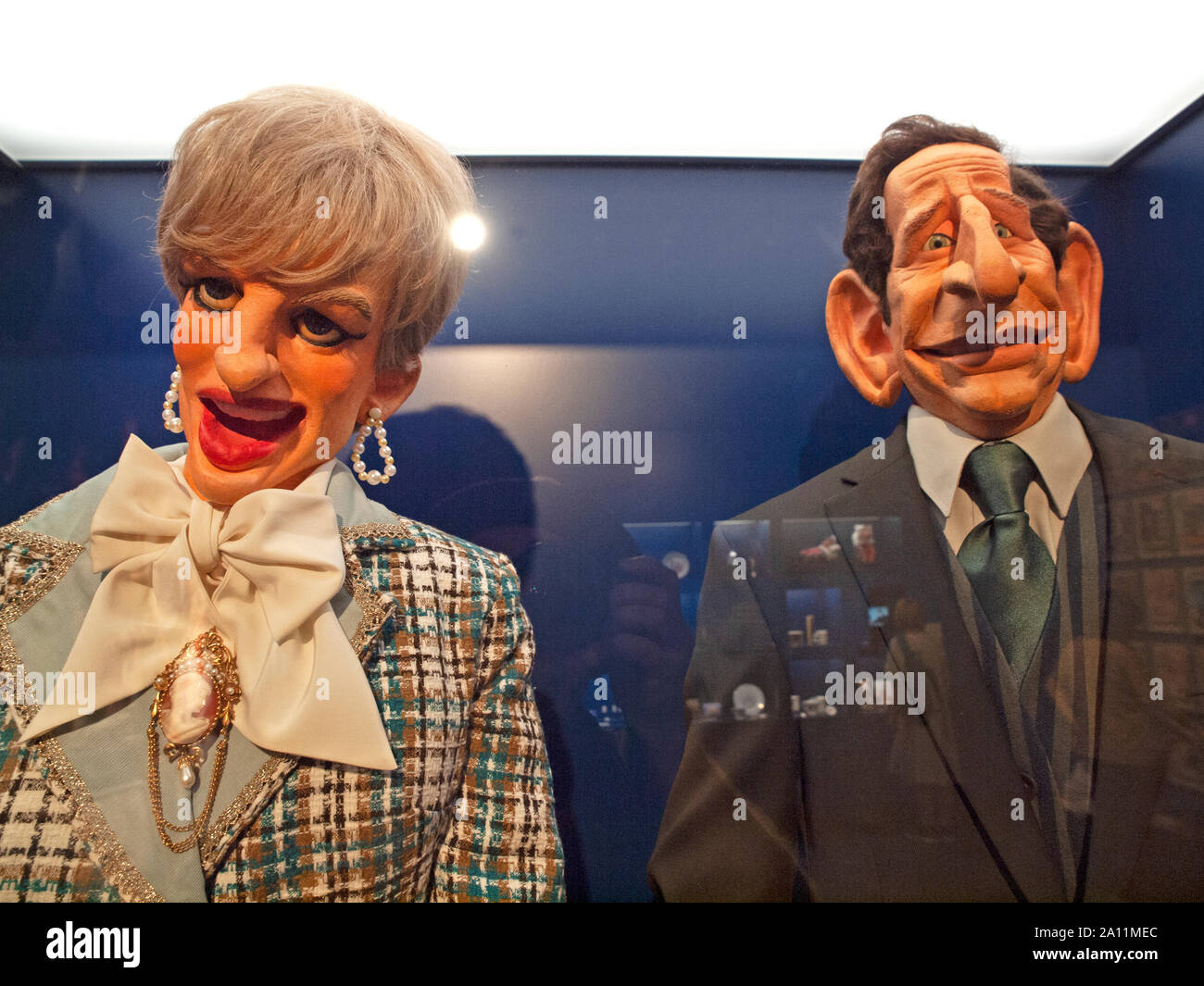 Spitting image puppets hi-res stock photography and images - Alamy