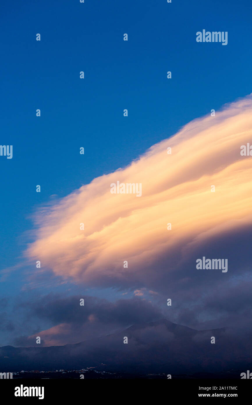 Orange formation hi-res stock photography and images - Alamy