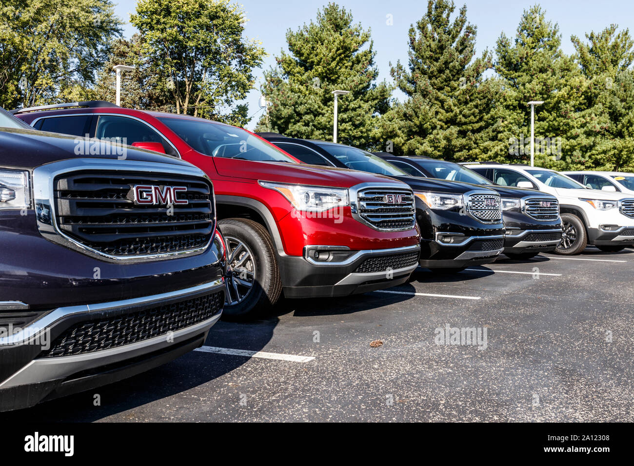Kokomo Circa September 19 Gmc Suv Display At A Buick Gmc Dealership Gmc Focuses On Upscale Trucks And Utility Vehicles And Is A Division Of Gm Stock Photo Alamy