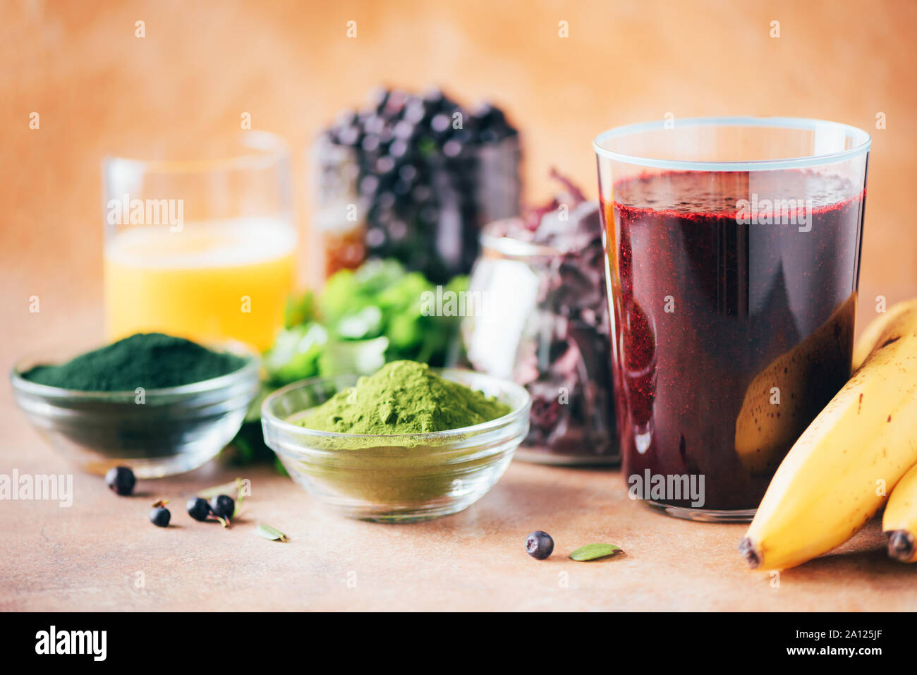 Heavy metals detox smoothie. Blueberries, bilberry, barley grass juice