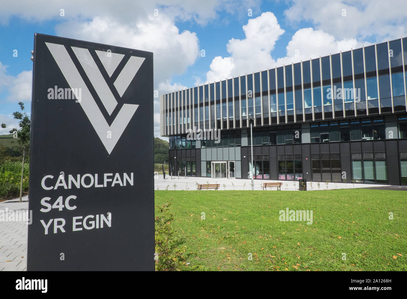 S4c hq hires stock photography and images Alamy