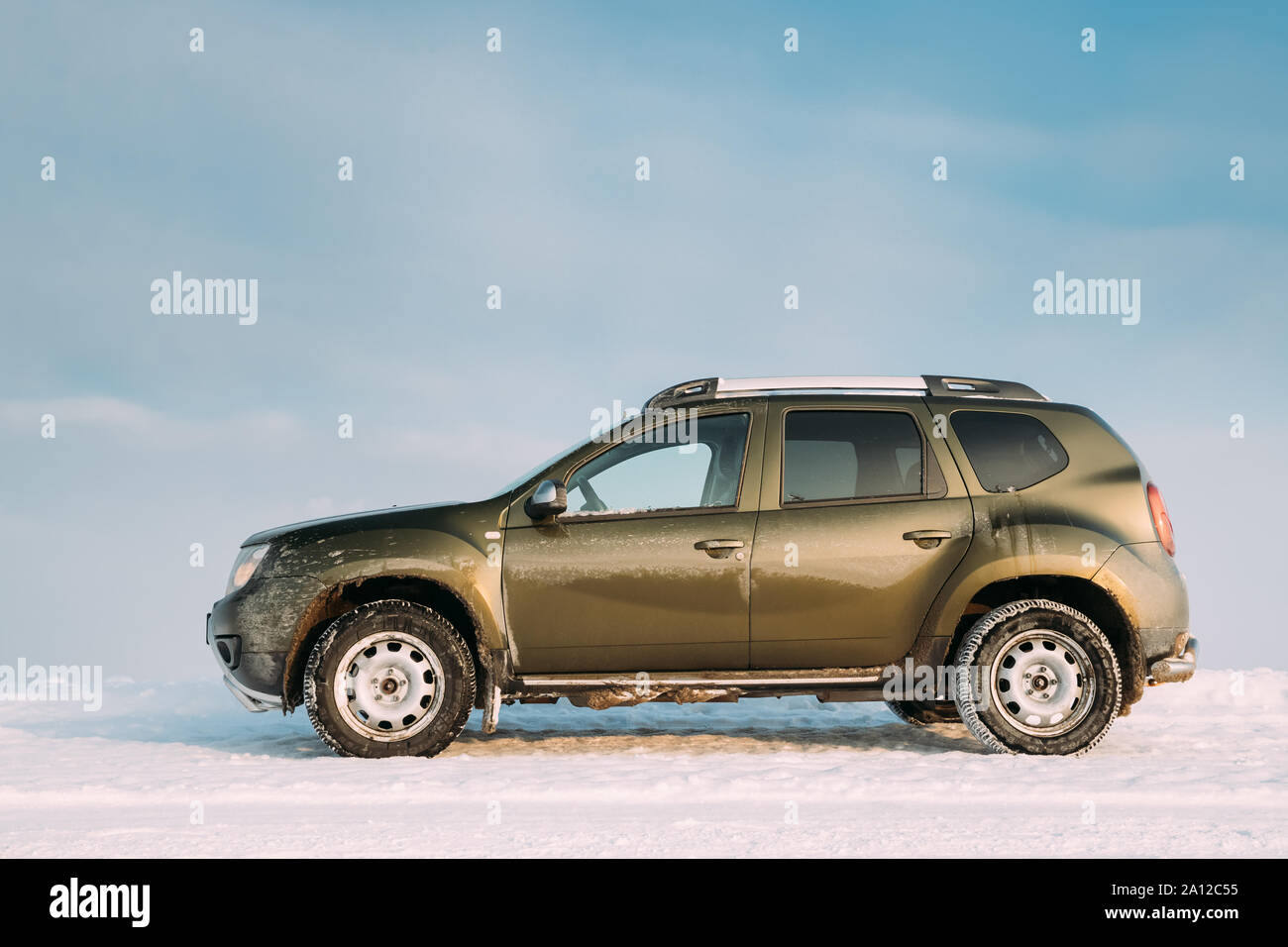 Gomel, Belarus - January 10, 2019: Car Renault Duster Or Dacia Duster Suv Parked On Roadside At Winter Day. Duster Produced Jointly By French Manufact Stock Photo
