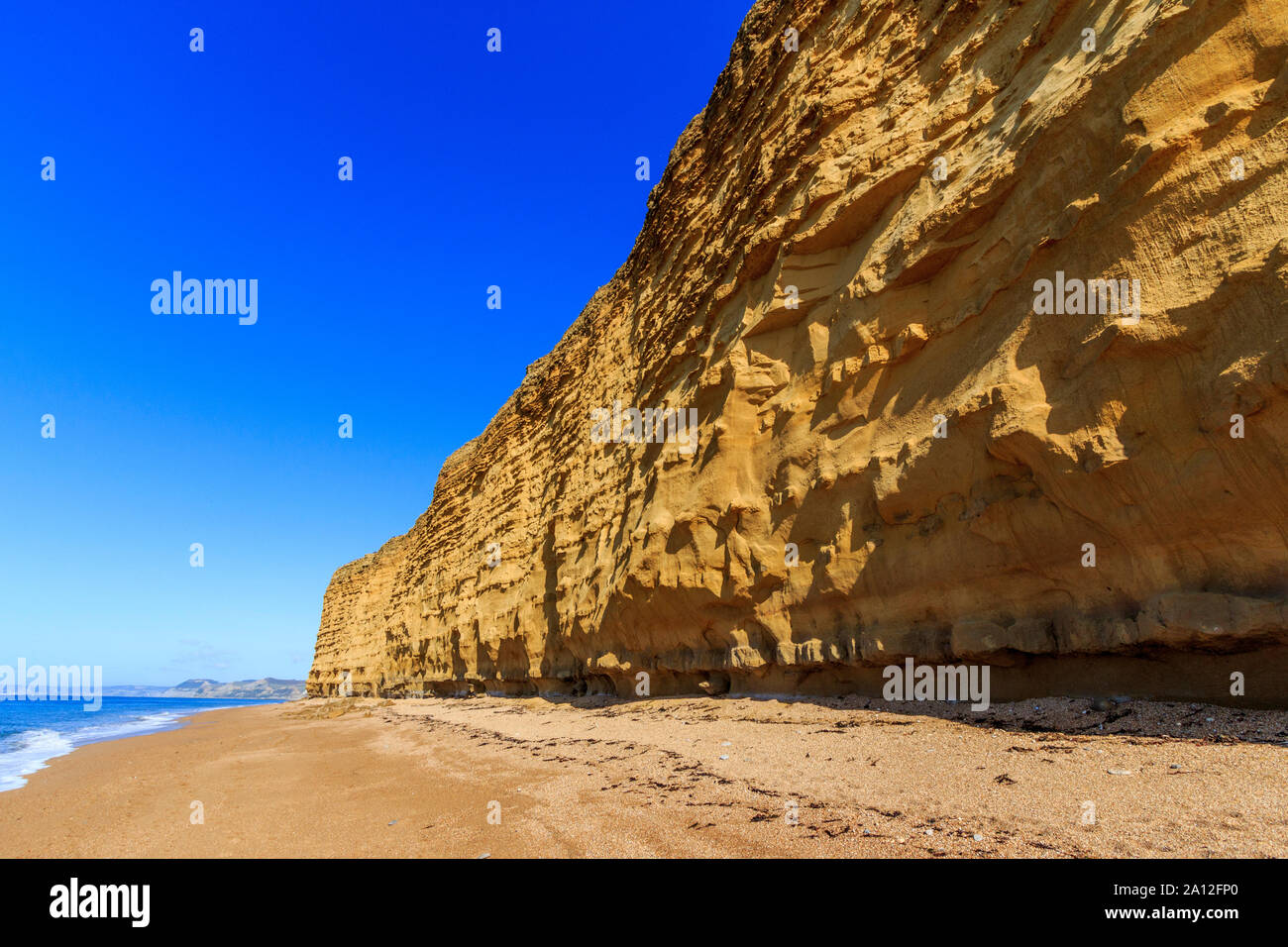 hive beach near west bay coast resort, jurassic coast, crumbling sandstone cliffs,unesco site, dorset, england, uk, gb Stock Photo